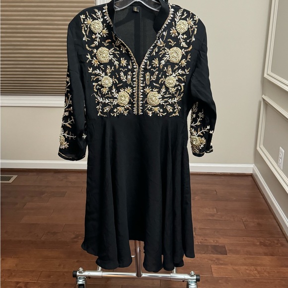 Pakistani Designer Kurti - Picture 2 of 2